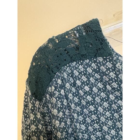 Maurices Top Womens X-Large Green Bohemian Button Up V-neck Rayon Lace - Picture 3 of 6